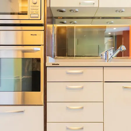 Frente Al Parque, En El Centro Bilbao