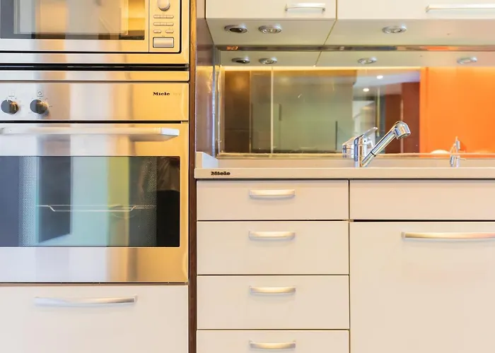 Frente Al Parque, En El Centro Bilbao